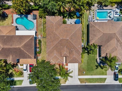 BETTER THAN NEW! Beautifully upgraded 4BR/2.5BA home in Oakmont - photo 35