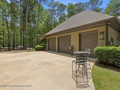 This meticulously maintained 3BR/3.5BA home is located inside - photo 6