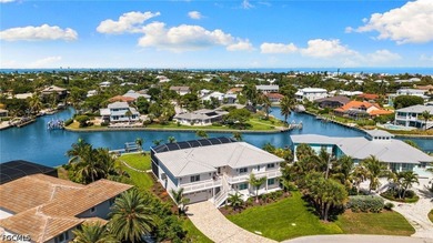 Welcome to one of Shell Harbor's finest canal lots - completely - photo 2