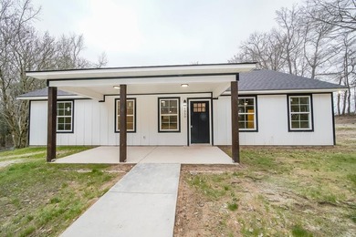 Welcome to this brand-new construction home at 1050 Mount Airy - photo 1