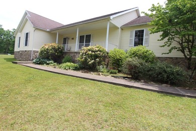 One story house on 2 +/- acres offering a convenient layout that - photo 1