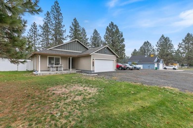 Lake Spokane / Long Lake Home For Sale in Nine Mile Falls Washington