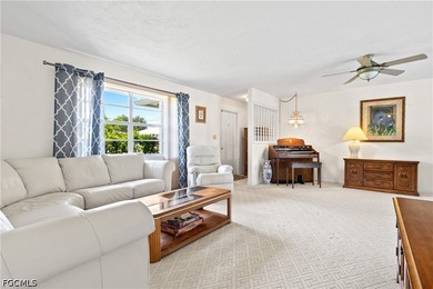 Welcome to a home that has been cherished by its original owner - photo 4