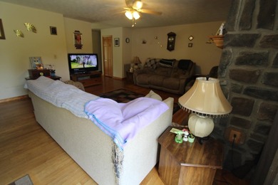 One story house on 2 +/- acres offering a convenient layout that - photo 4