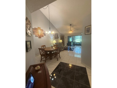 Spacious 3 bedroom villa on canal with fabulous view of golf - photo 6