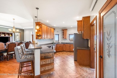 Experience unparalleled beauty and tranquility in this - photo 7