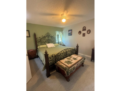Spacious 3 bedroom villa on canal with fabulous view of golf - photo 9