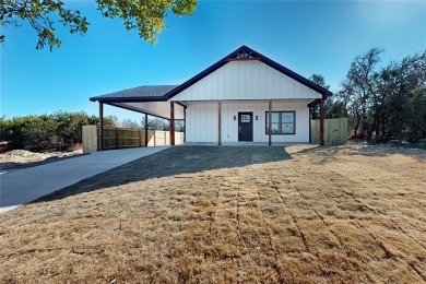 Lake Home Sale Pending in Weatherford, Texas