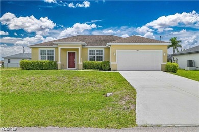 Well-maintained 3-bedroom plus den, 2-bath home offering 1,777 - photo 1