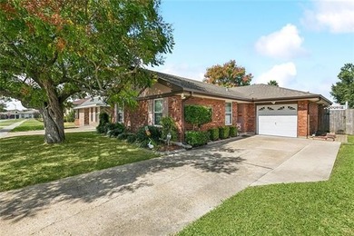 Lake Pontchartrain Home Active Under Contract in Kenner Louisiana