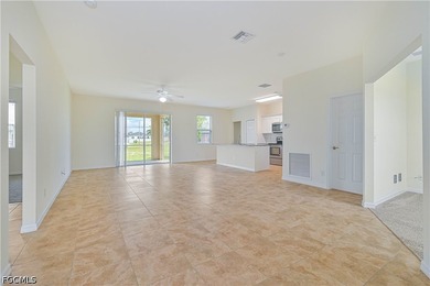 Well-maintained 3-bedroom plus den, 2-bath home offering 1,777 - photo 7