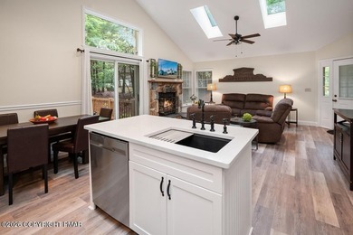 THIS LISTING IS UNDER CONTRACT AND ACCEPTING BACK-UP OFFERS ONLY - photo 12