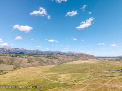Never before on the market Spring Gulch West provides one of the - photo 13