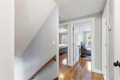 Welcome to this beautifully maintained 4-bedroom, 1.5-bath home - photo 26