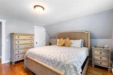 Welcome to this beautifully maintained 4-bedroom, 1.5-bath home - photo 28