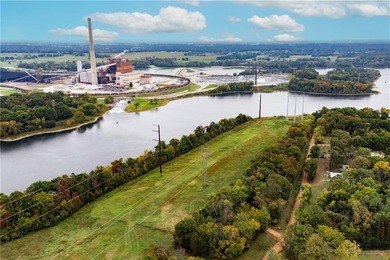 Lake Flint Creek Acreage For Sale in Gentry Arkansas