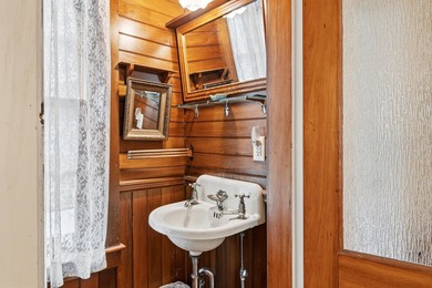 Welcome to *Abendruh* at 20 Albert Meadow, a timeless Bar Harbor - photo 38