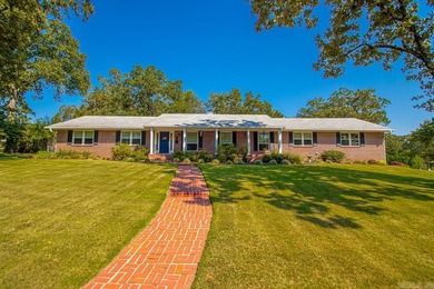 Lakewood Lakes Home Active Under Contract in North Little Rock Arkansas