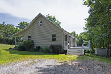Discover serene living in this spacious four-bedroom - photo 6