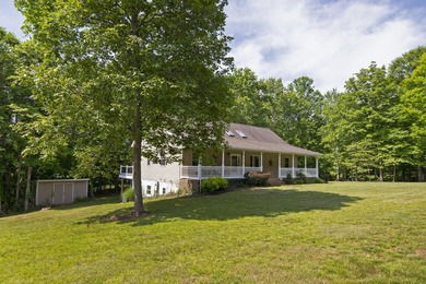 Discover serene living in this spacious four-bedroom - photo 7