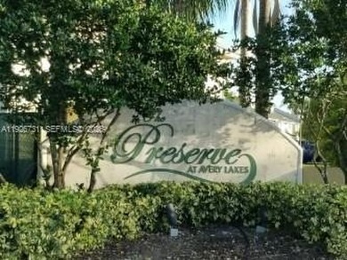 (private lake, pond, creek) Condo For Sale in Sunrise Florida