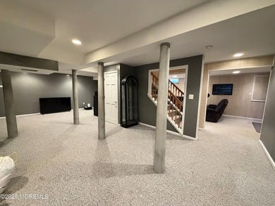 BACK ON THE MARKET- This 4-bedroom, 2.5 bath Center hall - photo 11