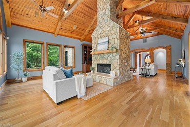 Luxury One-Level Living on a Private 4-Acre Retreat. Every day - photo 11