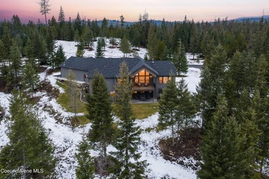 Set on 3.1 beautifully forested acres within a quiet gated - photo 3