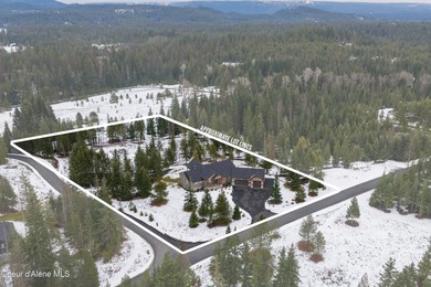 Set on 3.1 beautifully forested acres within a quiet gated - photo 4