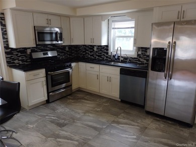 Welcome to your semi-attached 3 Bed, 2 Bath home offering - photo 4
