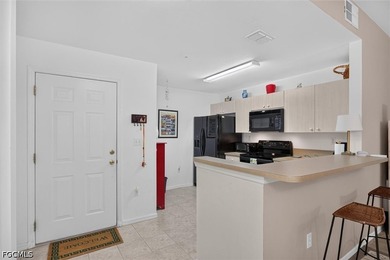 Welcome to this beautifully furnished 3-bedroom, 2-bath - photo 6