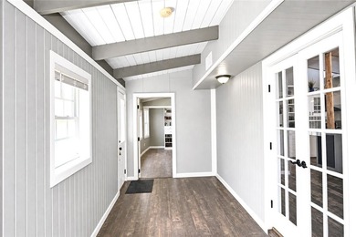 Wake up to peaceful lake views and the charm of country living - photo 18