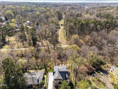 Tucked into the tree-lined streets of Raleigh's Drewry Hills