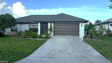 Welcome to 2205 SE 18th Avenue in beautiful Cape Coral, Florida - photo 1