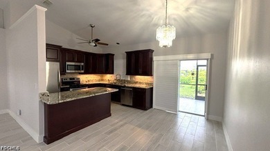 Welcome to 2205 SE 18th Avenue in beautiful Cape Coral, Florida - photo 4