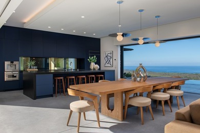 Ultra modern, newly constructed luxury home on an extremely - photo 7