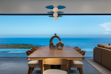 Ultra modern, newly constructed luxury home on an extremely - photo 10