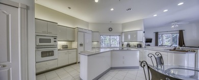 Experience exceptional waterfront living in this stunning - photo 12