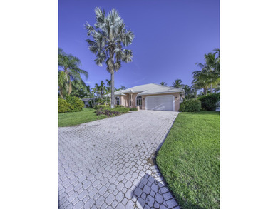 Experience exceptional waterfront living in this stunning - photo 15