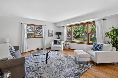 Incredible value awaits the new owner of this Northside ranch - photo 8