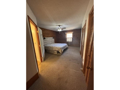 Discover tranquility & charm in this immaculate log cabin - photo 23