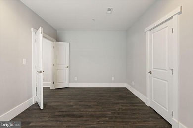 Tenants now gone, home has been refreshed with carpet and paint - photo 50