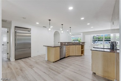 Welcome to this beautifully maintained 4-bedroom, 3-bathroom - photo 8