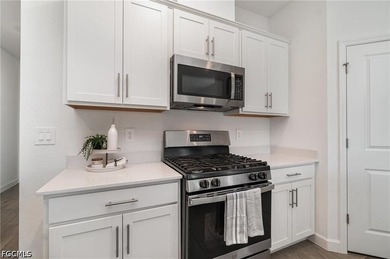 Discover Your Dream Oasis! Welcome to one of Tuckers Cove's most - photo 9