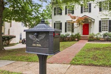 Welcome to this Stately Traditional Home in the highly - photo 11