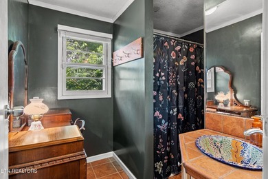 Check out this beautiful 2 bedroom, 1 bathroom home in - photo 13
