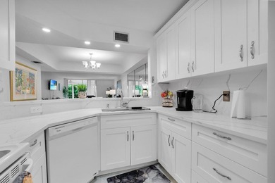 Beautifully renovated 2BR/2BA condo in Boca Raton's 55+ Barwood - photo 13