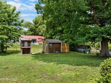Check out this beautiful 2 bedroom, 1 bathroom home in - photo 18