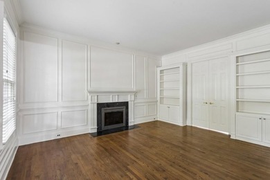 Welcome to this Stately Traditional Home in the highly - photo 19
