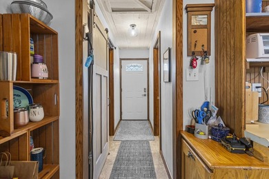 Lakefront living at this charming 2-bedroom, 1-bath cottage - photo 10